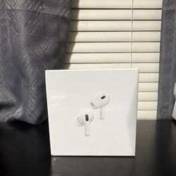 Apple AirPod Pro 2 With Noise Cancellation 