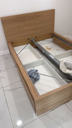 Cama full en venta.
