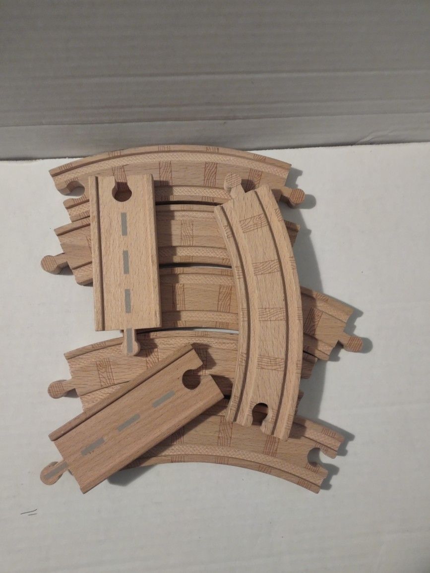 8 Thomas & Friends Wooden Railway Track