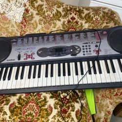 Casio Keyboard 