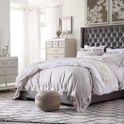 Coralayne Gray Upholstered Panel Bedroom Set


