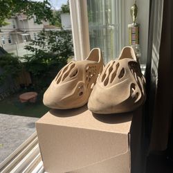Yeezy Foam Runners