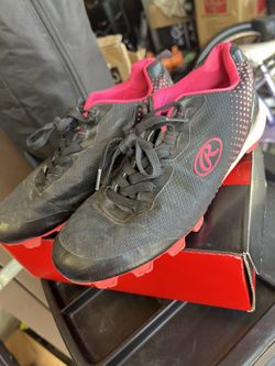 Girls Cleats