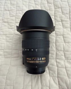Nikon 12-24mm DX (Top Mint)