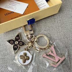 Louis Vuitton Novelty Keychain/Bag charm