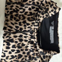 Victoria Secret  Leopard Print Leggins 