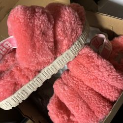 Ugg Slippers 