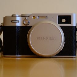 Fujifilm x100vi Pristine Condition