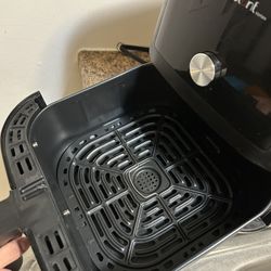 Instant Vortex Air Fryer 