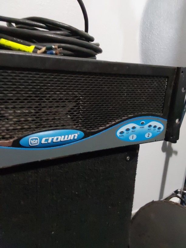 Crown Power Amp