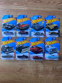 Hot wheels lot 23 pcs