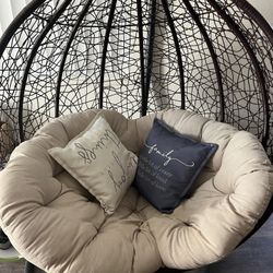 Comfy Gravity Swing 