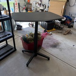 Standing Desk - Adjustable Height
