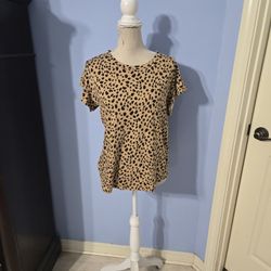 Crown & Ivy Small Womens Top 