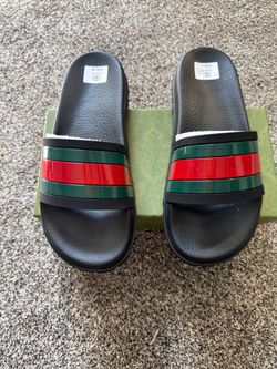 Gucci slides