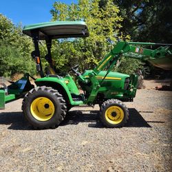John Deere Tractor 