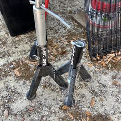 2 EAZ-lift Rv Stabilizers 
