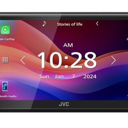 JVC KW-M590BT
Digital multimedia receiver (does not play discs)