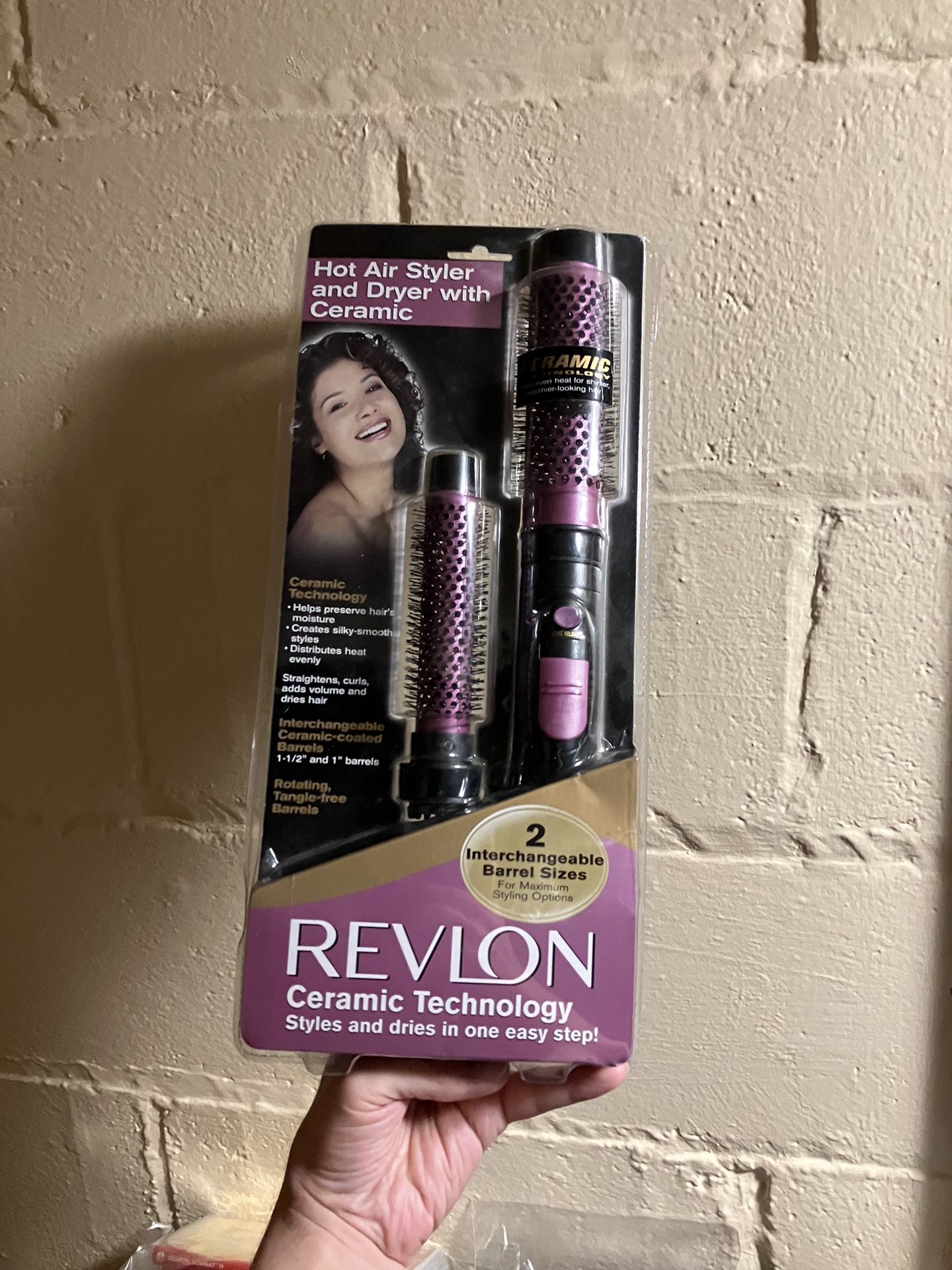 NEW Revlon Hot Air Styler and Dryer with 1" + 1-1/2" Ceramic Coated Barrels RV444C Model