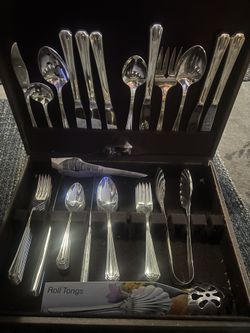 Complete Stainless Steel Dining Wear Set Serving Size 8