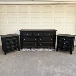 Black Dresser and Nightstand Bedroom Set