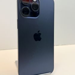 Apple iPhone 15 PRO MAX 512gb. ( Fully Unlocked Phone )