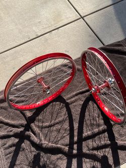 Araya and suntour hubs wheels  20”