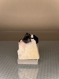 pr#107 Andradite on Calcite - Pampa Blanca Dist Peru 23 grams