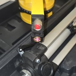 Laser Level Tool With Rotating, Tripod