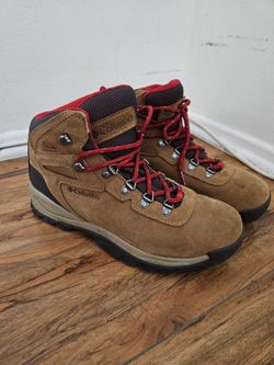 Columbia Women's Hiking Boots, 8