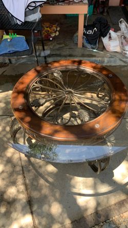 Center round table