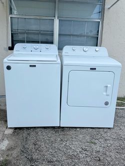 Set Washer and dryer Maytag