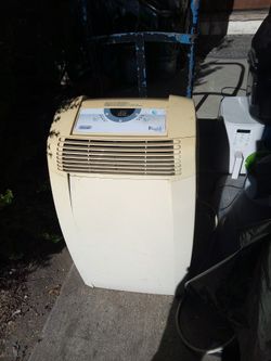 !! Air Conditioner Works Good No Hose Or Wheels 