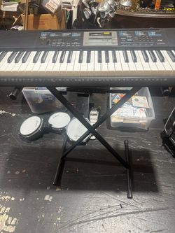 Casio LK-170 Electronic Keyboard – Light-Up Piano  with stand