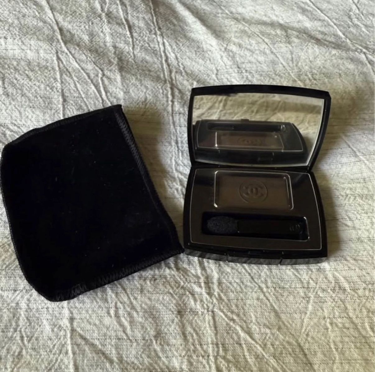 Chanel Ombre Essentielle Soft Touch Eyeshadow 51 MAHOGANY 0.07 oz 2g