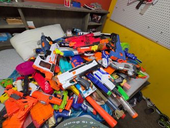Huge nerf gun lot