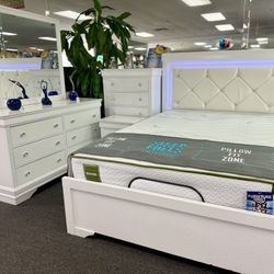 Bedroom Furniture Special💥Gorgeous White 5pc Bed Set On Limited Time Sale Only $699 (HUGE SAVINGS) Bedroom Furniture Special💥Gorgeous White 5pc Bed 