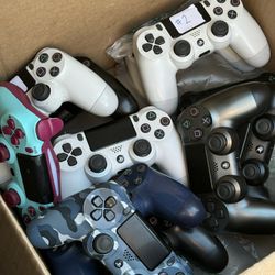 Ps4 Controllers For Sale 25 Each 