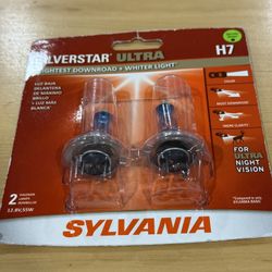 (2) Sylvania SilverStar Ultra Headlight Bulb H7 Pack New Sealed.