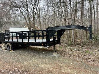 2001 Kaufman goose neck trailer