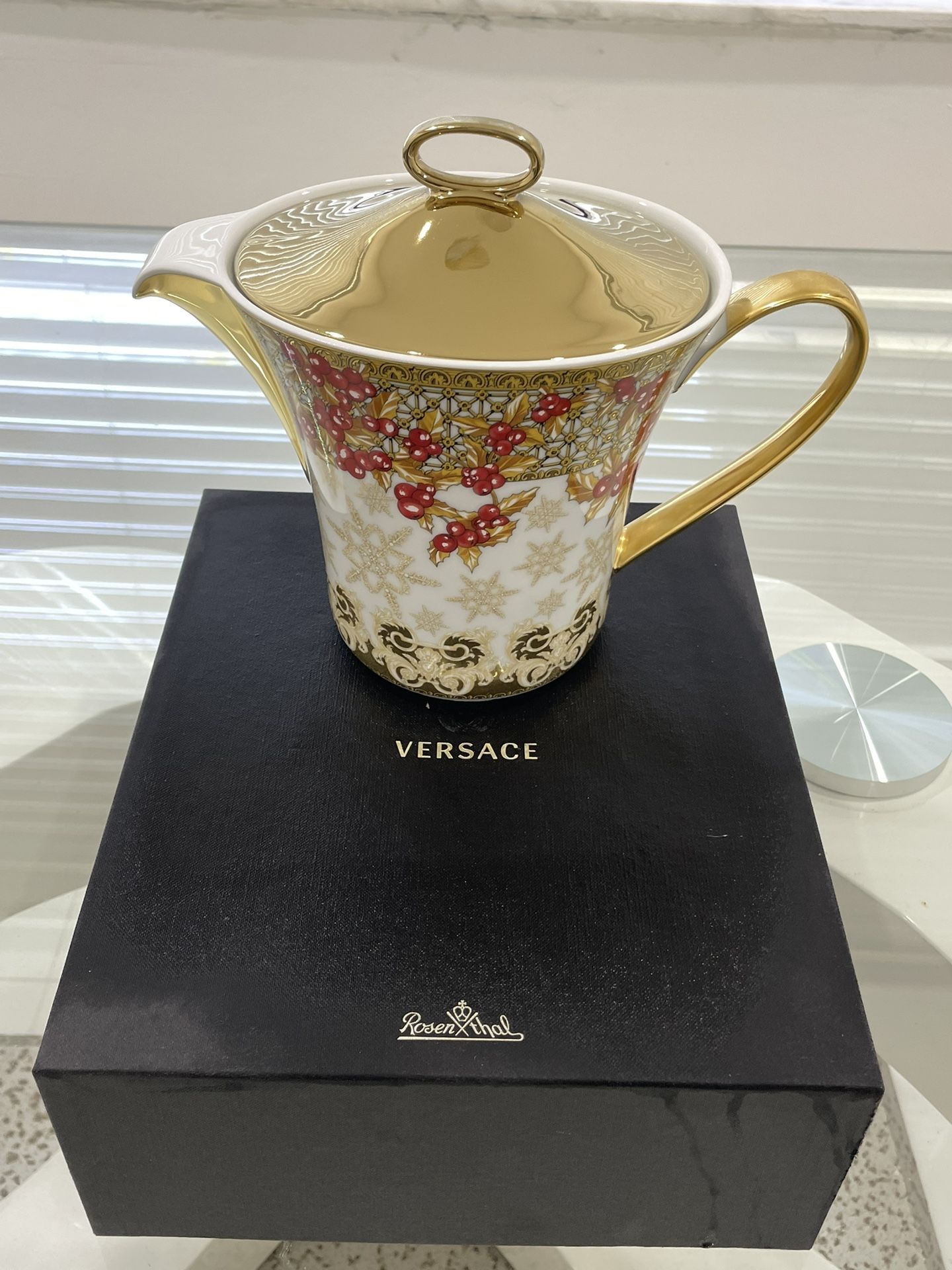 Versace Tea Pot “Christmas In Your Heart”