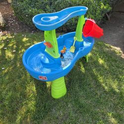 Water Table with toys!
