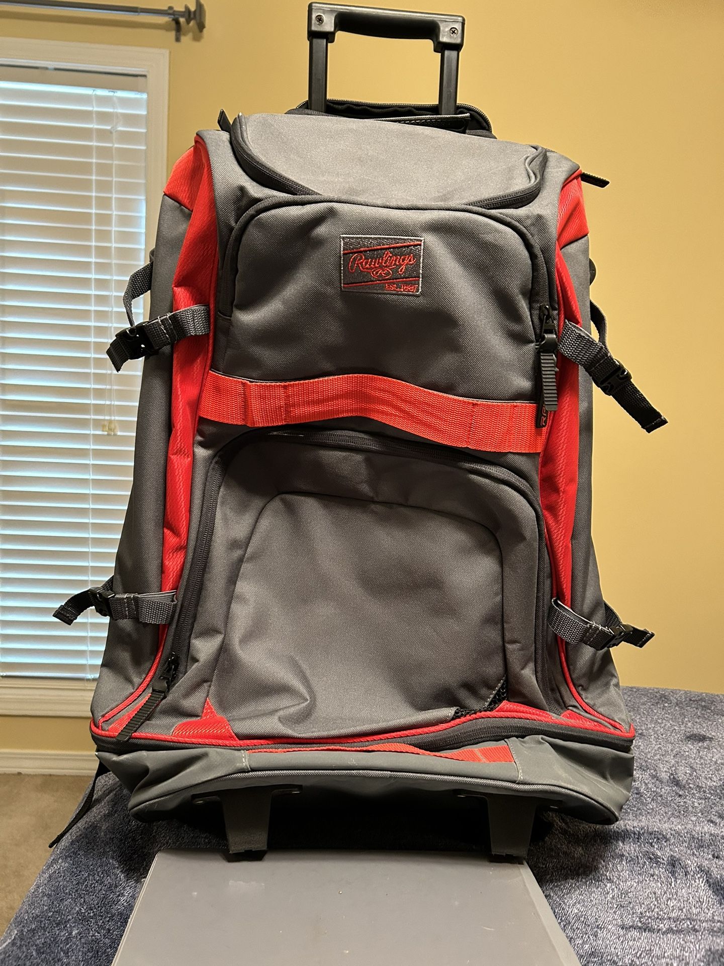 Rawlings Wheeled Bat/Catchers Bag