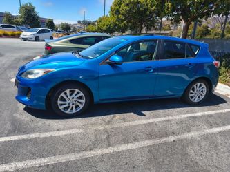 (Read description)2012 Mazda 3 skyactiv
