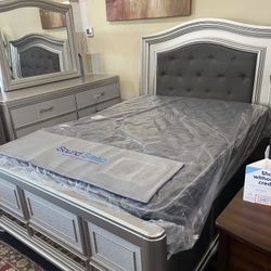 Queen Bed Room Set ( Includes Queen Bed Frame, Dresser, 1 Night Stand) ON SALE