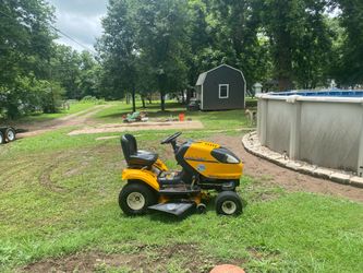 Cub Cadet i1042 zero turn tractor (42in Cut) 18hp Kohler