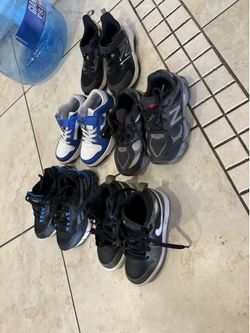 Boys shoes size 11c