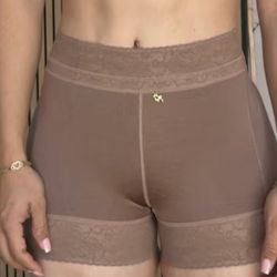 Alondrix short