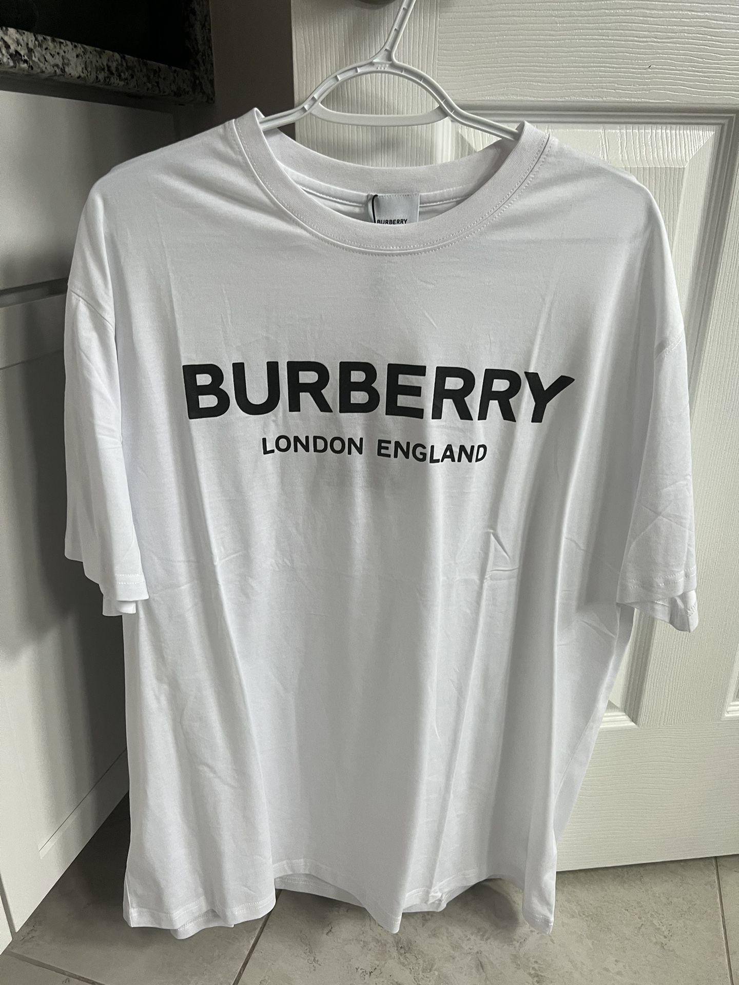 Burberry t sale shirt silver