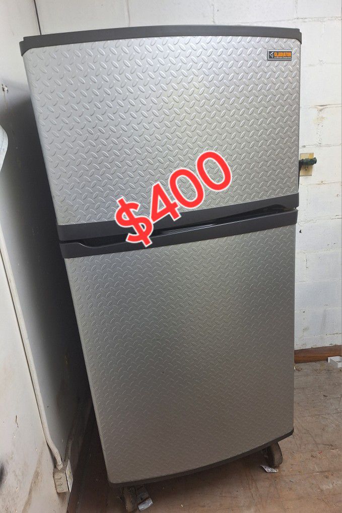 Freezer / Refrigerator.  Convertible 